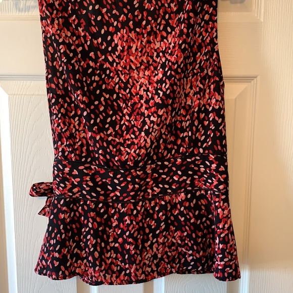 Pretty Blouse sleeveless v neck top size XL - Picture 3 of 3